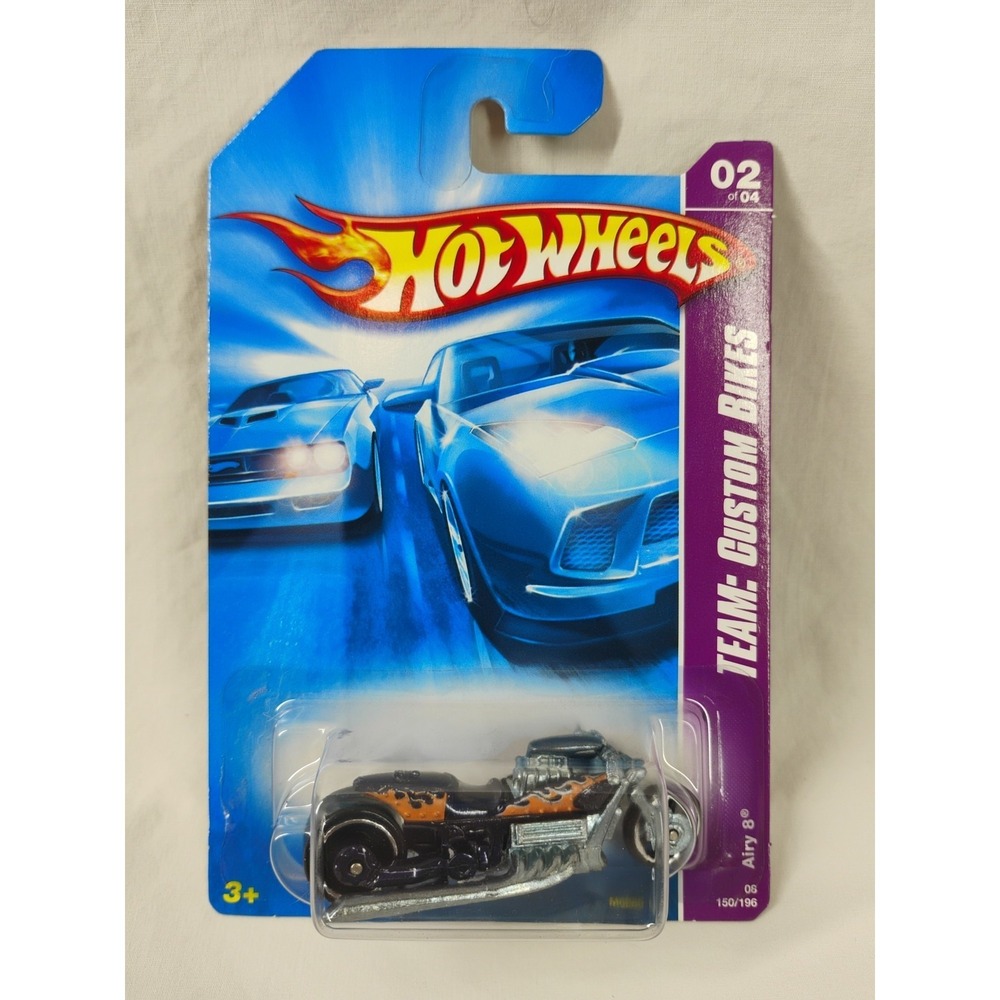2008 Hot Wheels #150 Team Custom Bikes Airy‎ 8 Dark Purple W/Flames Motorcycle